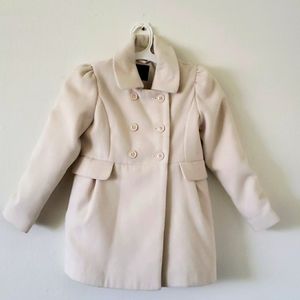 Lindo saco de vestir para niña